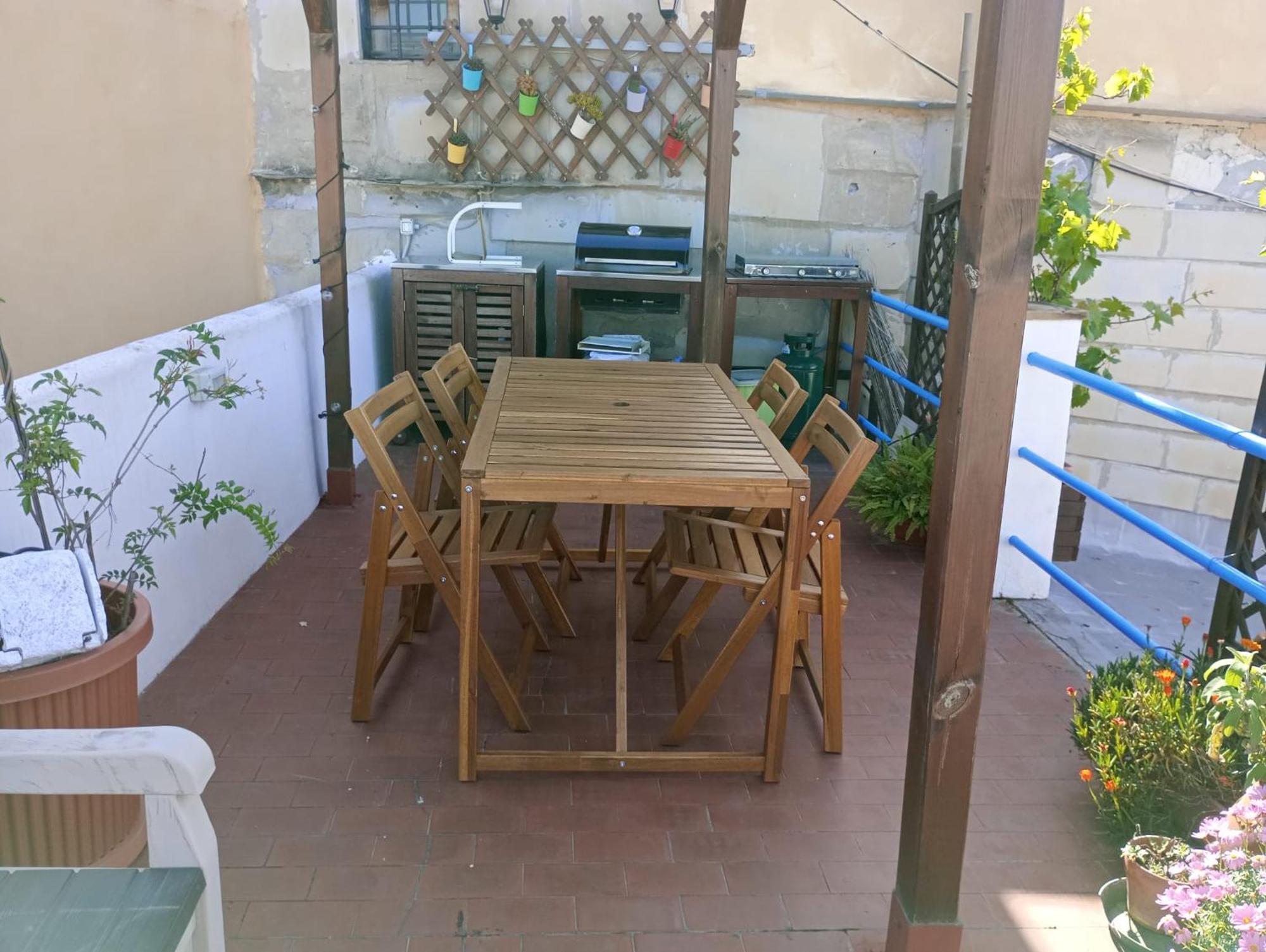 Cinque Lampadi Rooftop Генуя Экстерьер фото